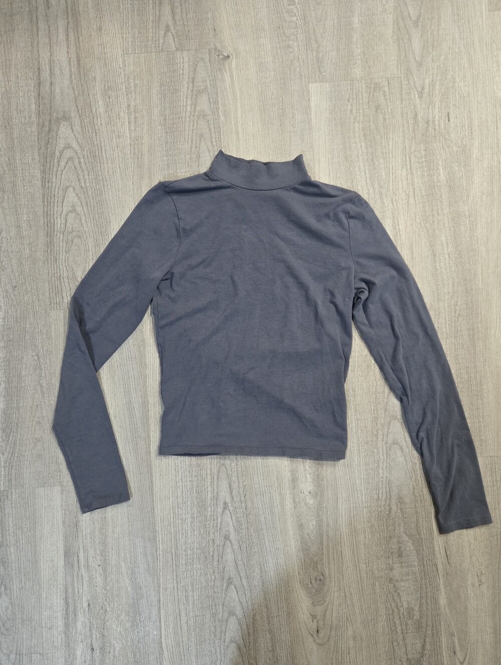 Hollister ,Gray/blue long sleeve mock neck top, size small